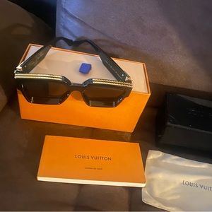 Authentic Men Louis Vuitton Millionaire Black shades model:Z1165W